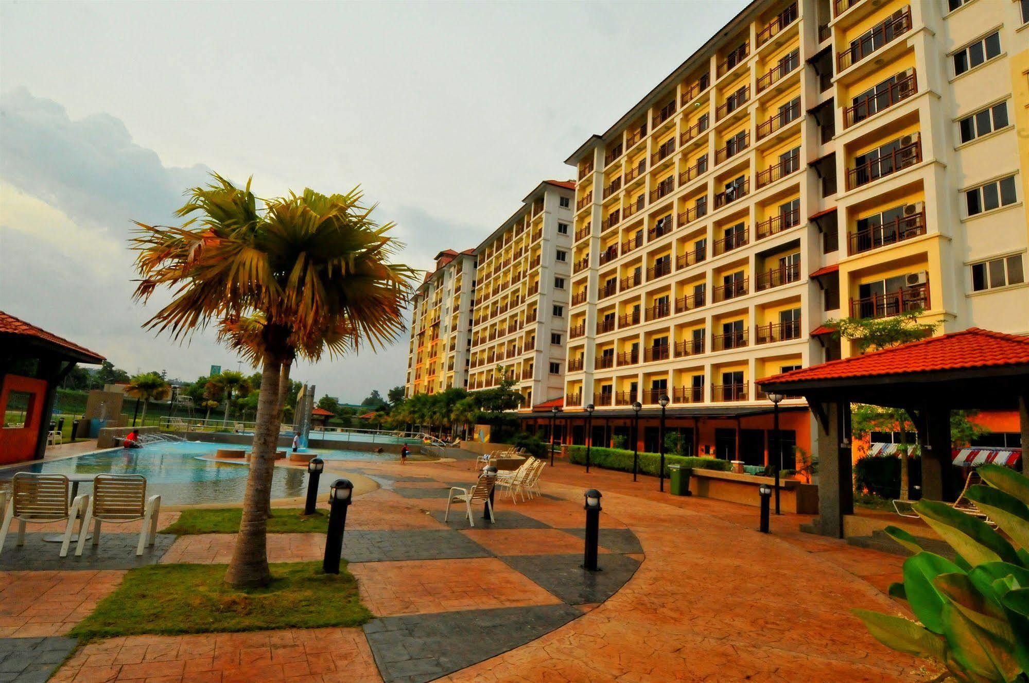 טאיפינג Bukit Merah Laketown Resort מראה חיצוני תמונה
